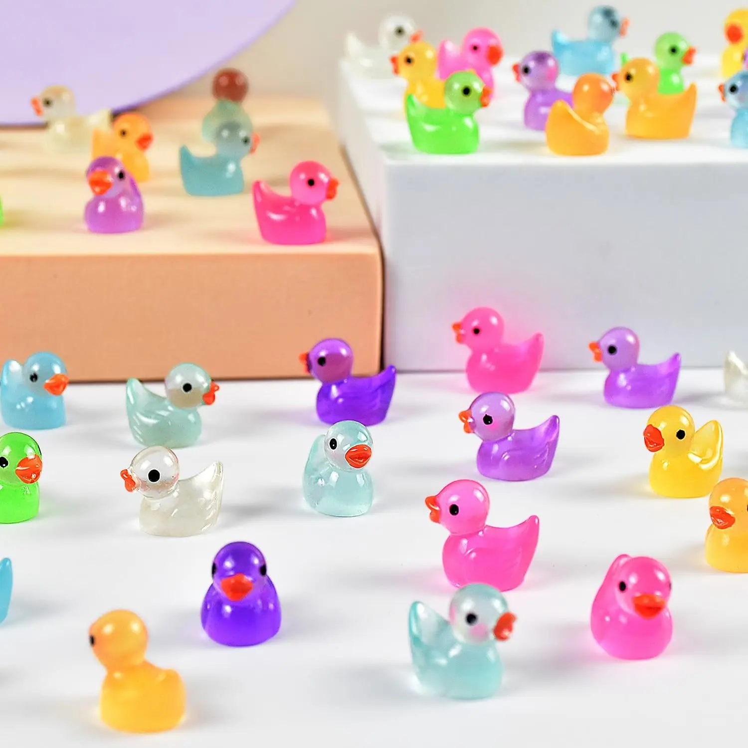 10/20 قطعة مضيئة صغيرة الراتنج البط بطة صغيرة توهج في الظلام البلاستيك الصغيرة مصغرة البط أرقام DIY بها بنفسك حديقة الجنية