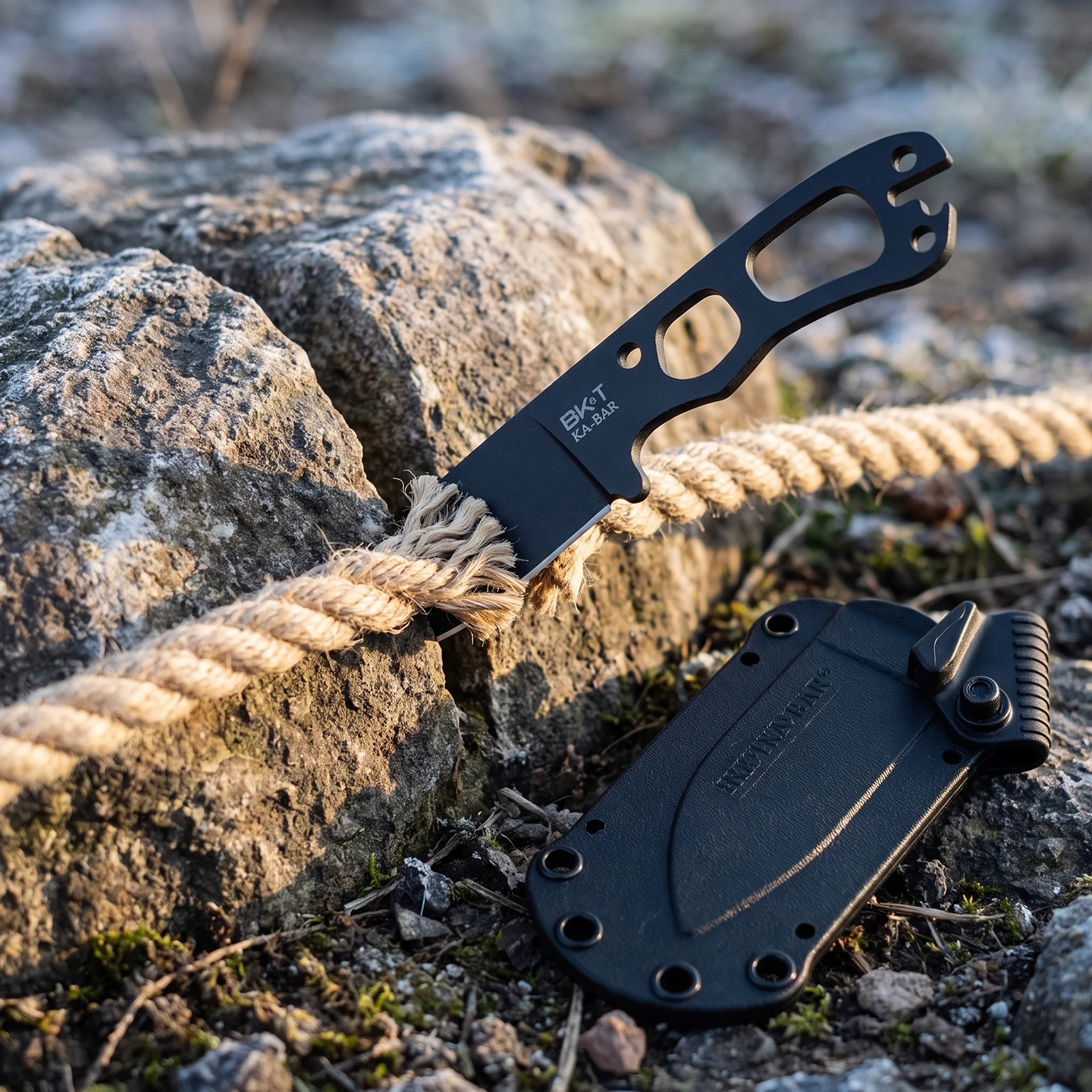 KA-BAR-BeckerNecker-BK11 - An All-Steel, Compact, Small Straight Knife for Outdoor Fishing with High Hardness and Portability.