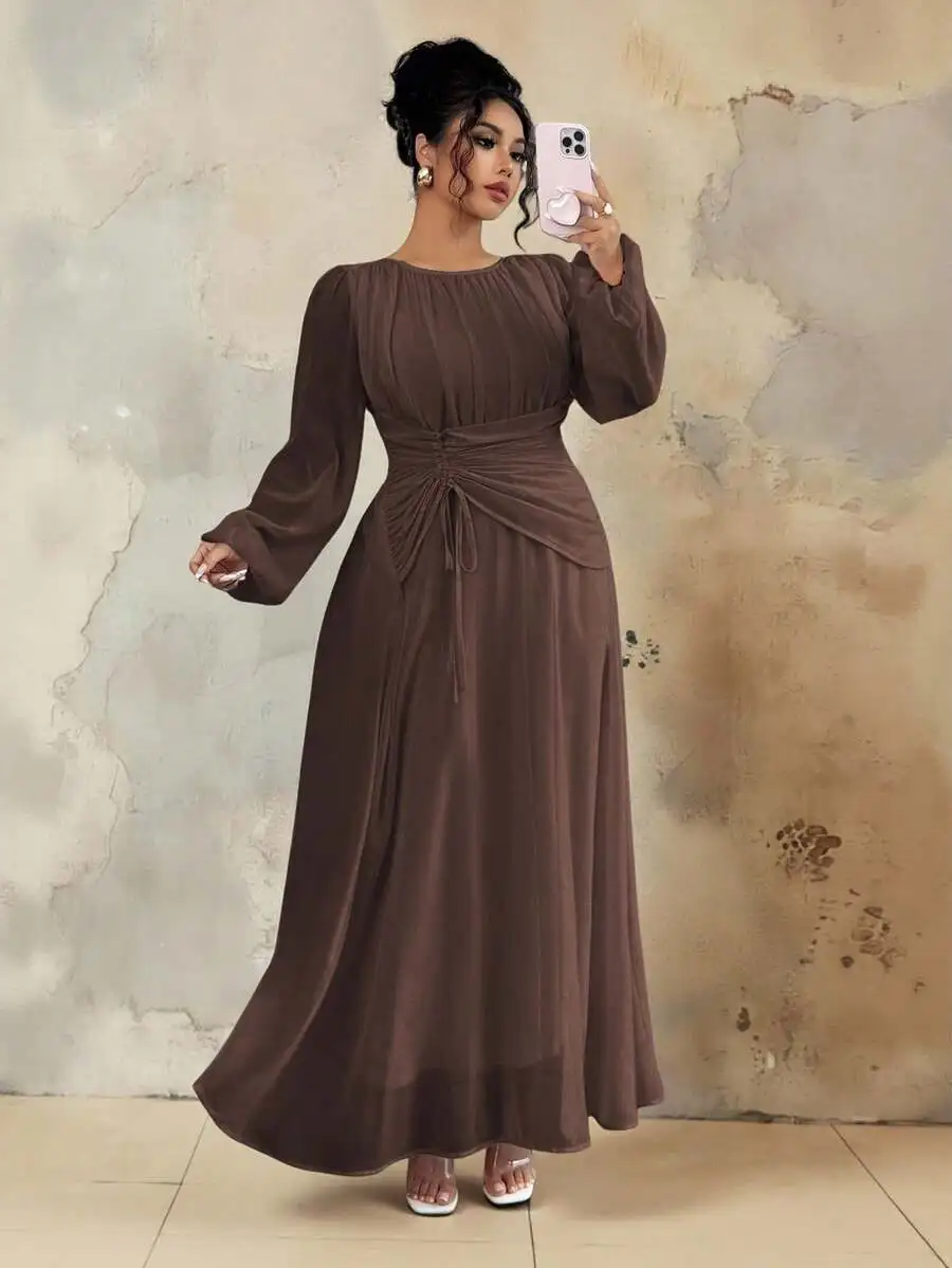 

Plus Size Brown Maxi Dress with Ruched Waist, Long Sleeves, Round Neck, A-Line Fit for Casual or Party