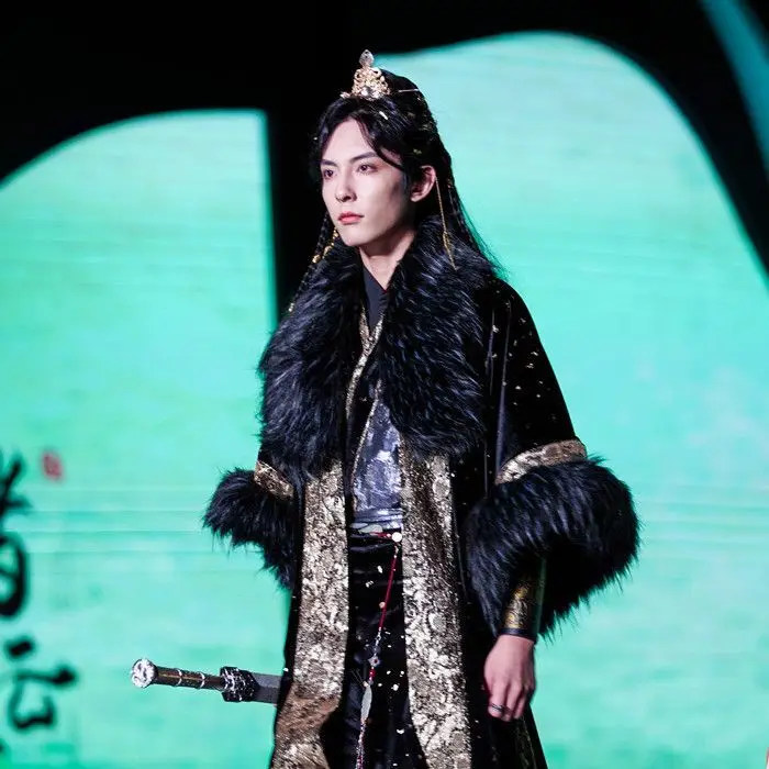 Men Hanfu Dress Chu Yunling's National Style Ceremony: Men's And Women's Same Style Coat Winter Edition Raccoon Hair With