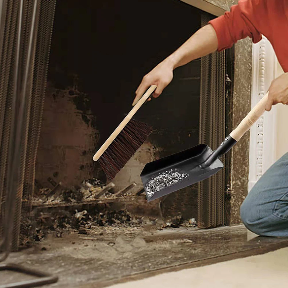

Gardening Shovel Wood Handle Steel Square Ergonomic Compact Lightweight Fireplace Ash Pan Coal Stove Shovel Garden Tool For
