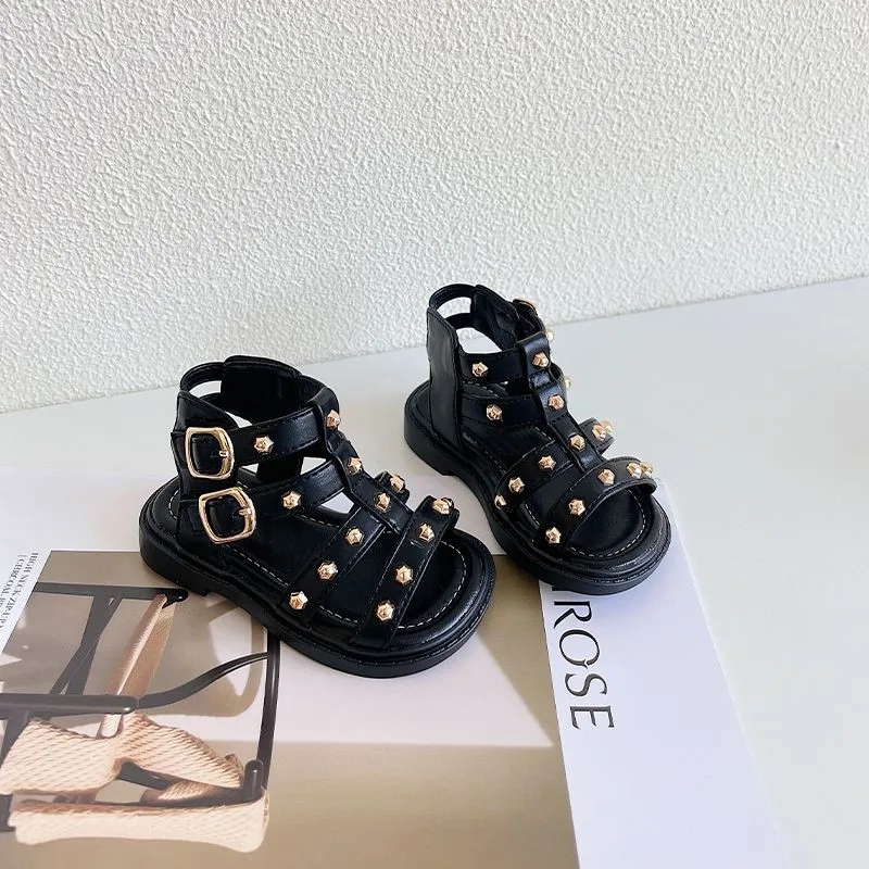 

Kids Princess Shoes with Rivet Korean Style Baby Beach Shoes Open Toes Soft Sole 2026 Summer New Toddler Sandals Non-slip