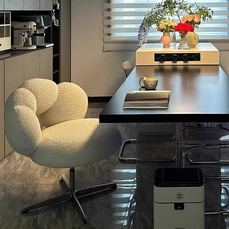 

ZMakeup Mobile Ottomans Vanity Chair Living Room Luxury Step Stool Designer Bedroom Modern Piano Tabouret Lounge Suite Furniture