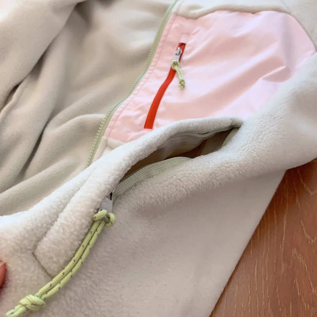 Unisex Outdoor Fleece-Jacke für Paare, Geeignet für Felsklettern, Wandern, Camping, Angeln, Bergsteigen, Reisen und Sport – Detail 9