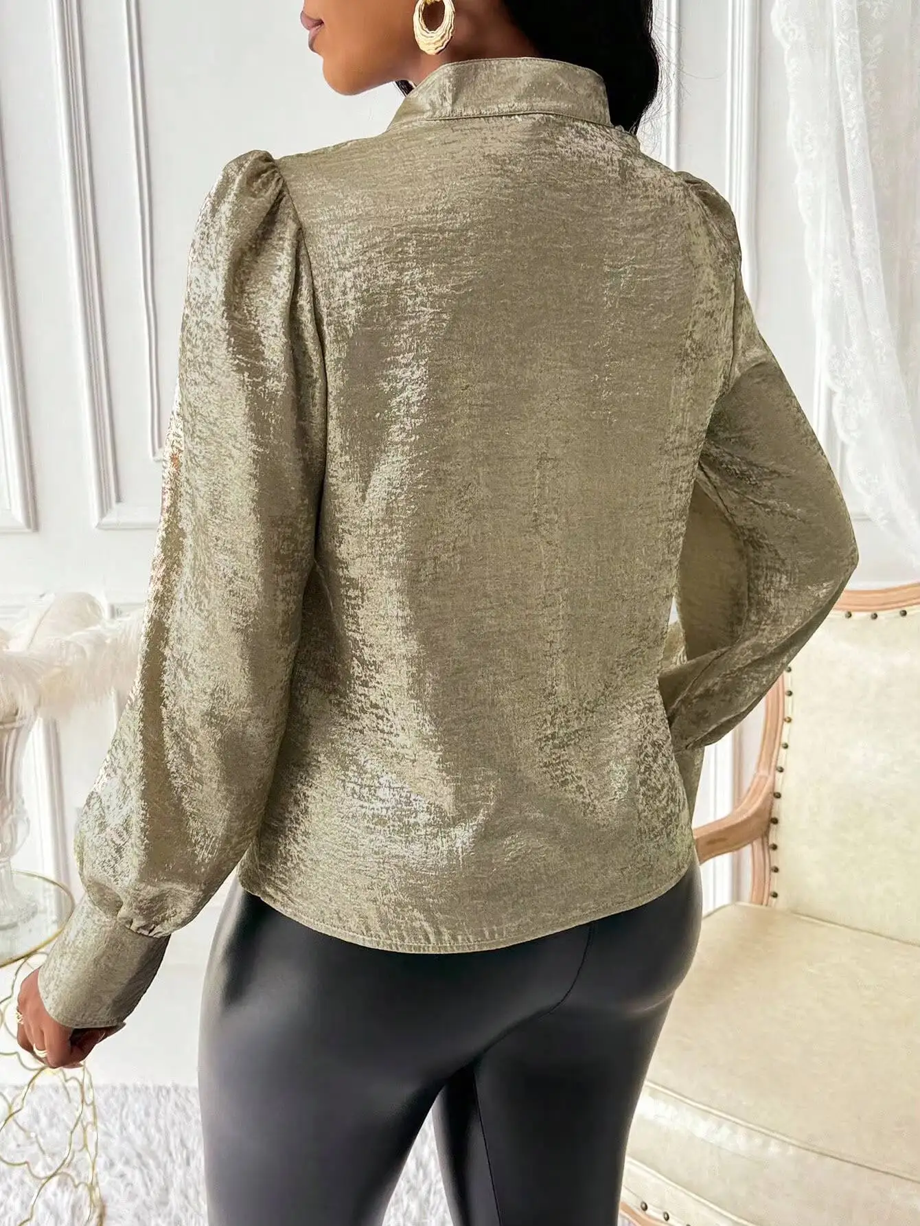 

Женская блузка с воротником-хомутом из атласа, стандартный крой, элегантная, весна-лето 2026, шикарная, повседневная, легкая