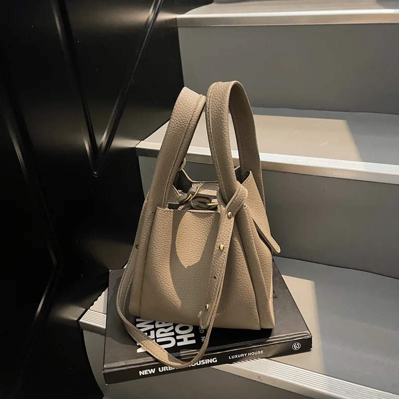 

2025 Bag w/Lock, Genuine Leather Shoulder Purse, Retro Mother-Daughter Set, Crossbody/Underarm Tote, Fashion Handbag