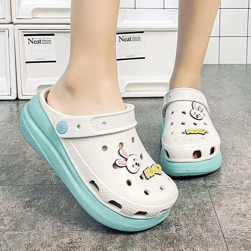 Women Clogs Sandals 2022 Platform Two-color Cute Slippers Women Casual Shoes for Summer Outdoor Beach EVA Ladies Luxury Sandals