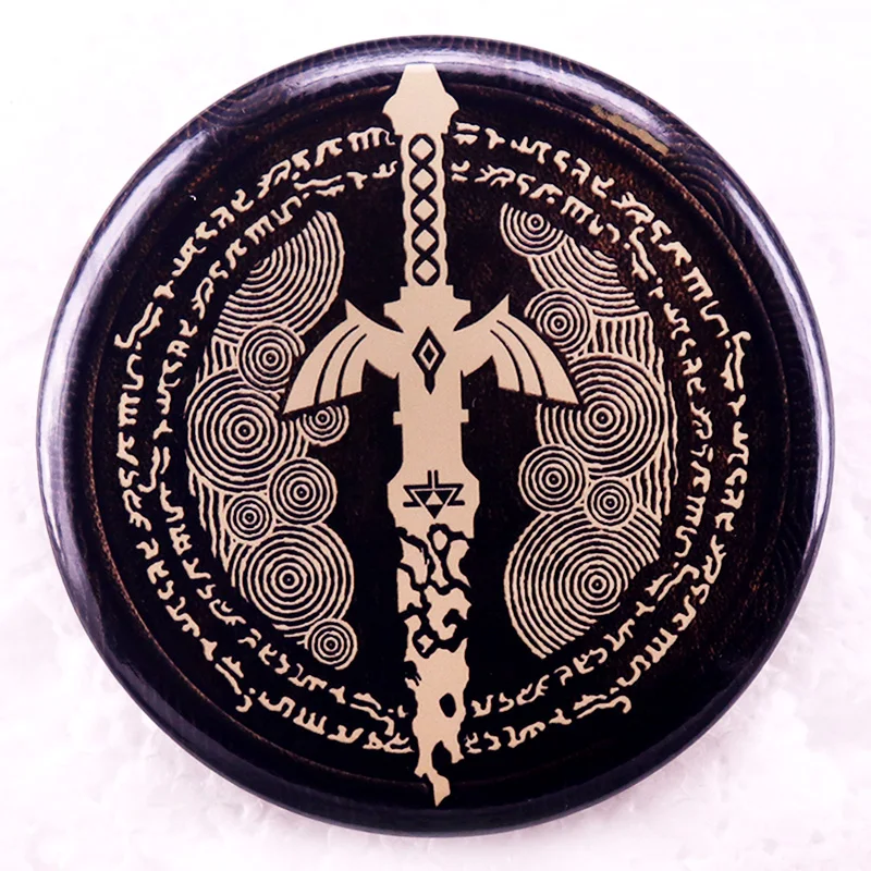 Zeldas Game Weapon Pinback Button Pin Tinplate Badge Friends Gift Jewelry 58MM