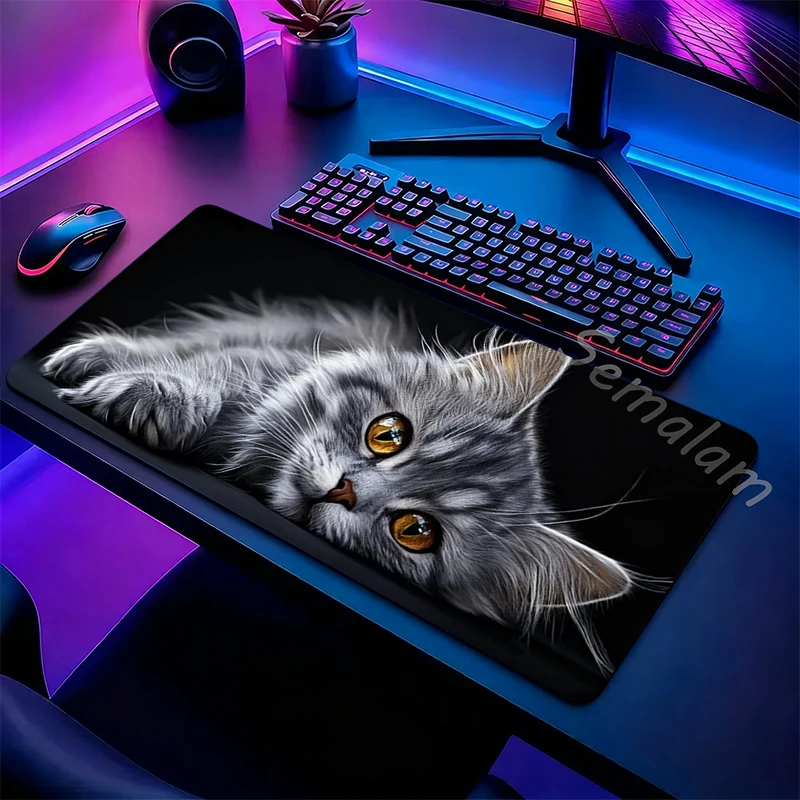 

Gaming Mouse Pad and PC Desktop Keyboard Pad Cute Silvery White Kitten Lying Down Pattern Laptop Desk Mat Durable Non-Slip Base