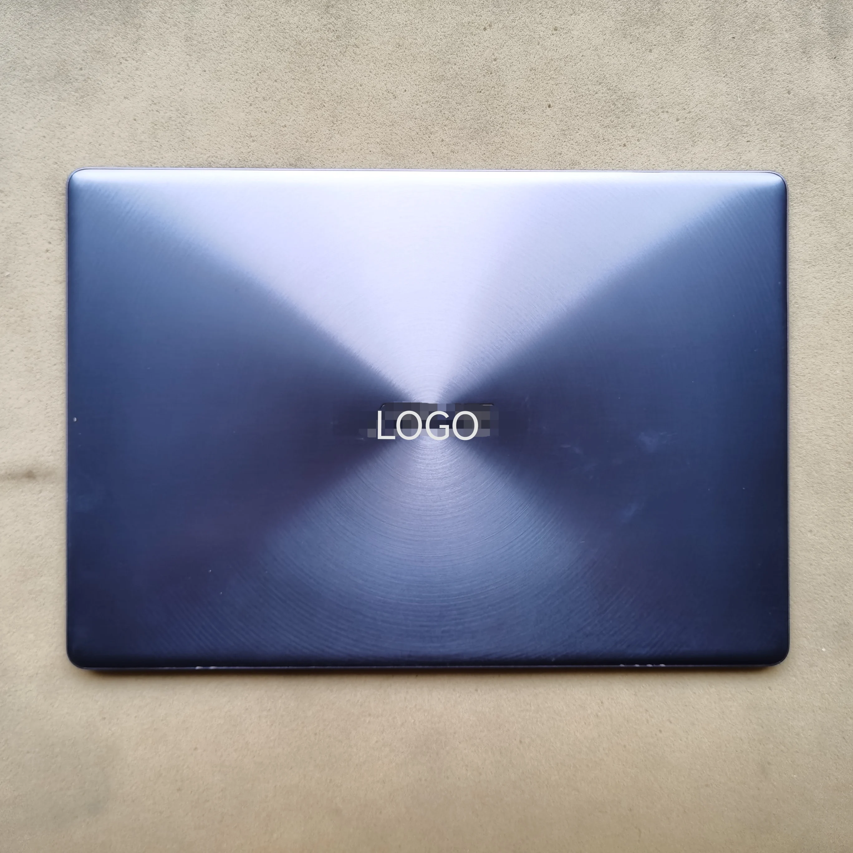 Estojo protetor para notebook, capa em metal