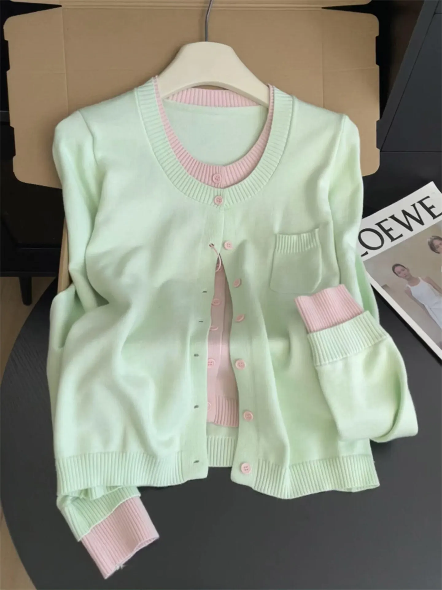 

2026 Spring New Sle Dopane Color Blo Long Sve Knitted Cardigan Women's Slimming Top with kets Fake Two-Piece Design