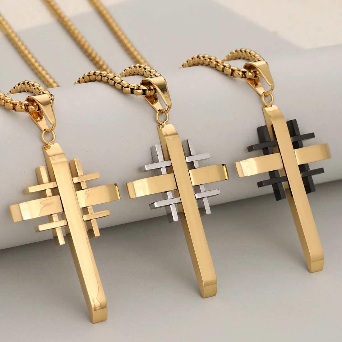 Multi Cross Interspersed Pendant Necklace Stainless Steel Anti Tarnish Hip Hop Prayer Men Street Style Religious Amulet Jewelry