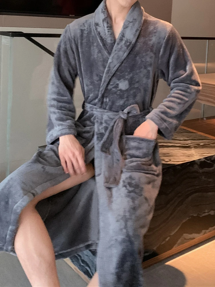 남성용 두꺼운 코랄 플리스 로브 잠옷 가을 겨울 봄 스타일 플러시 목욕 가운 긴 가운 모닝 코트 폴리에스터 섬유