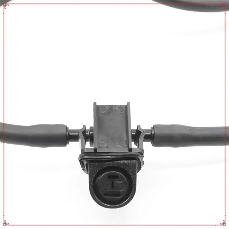 

Форсунка ветрового стекла, форсунка передней крышки шланга A2128600792 для E W212 2009-16/CLS C218 X218 2011-17