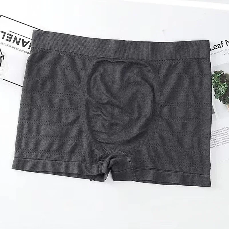 男性の下着弾性ボクサー男性通気性トランクボクサー快適な男固体パンツショーツ男性パンティー