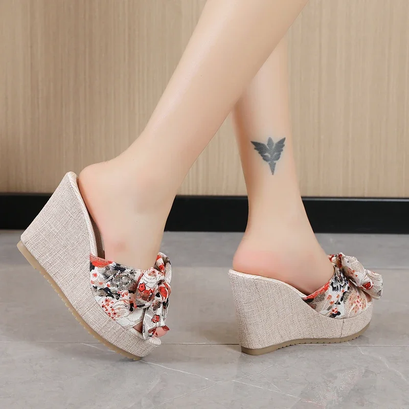 2023 New Women Slippers Sweet Bow Women Open Toes Summer Sexy Flower Shoes High Heel Slippers Women Slides Platform Wedges Shoes