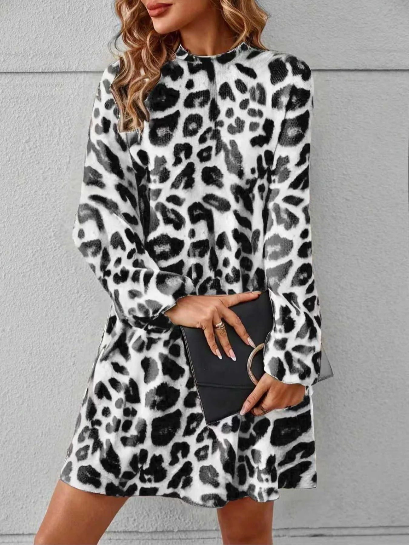 Vestido feminino com estampa completa e bainha com babados, vestido curto casual com gola entalhada e manga com babados para primavera e outono, roupas femininas