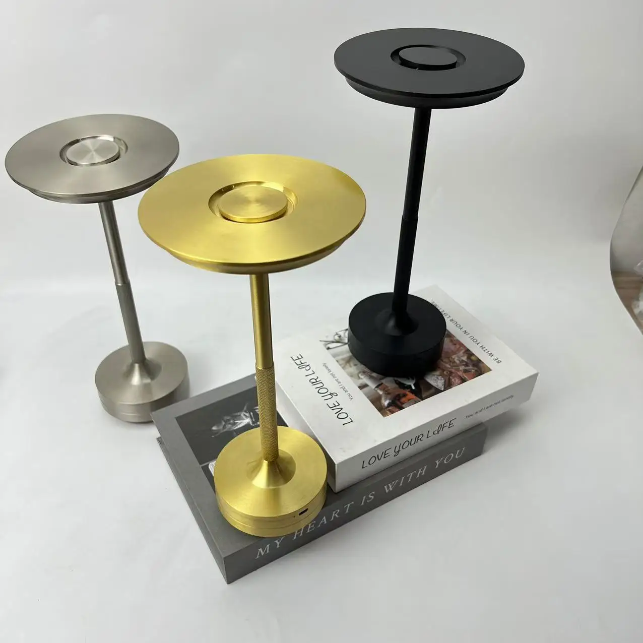 USB Rechargeable Cordless Desk Lamp with 3 Color Modes & Brightness Adjustment Touch Sensor Battery Powered Light round Shade