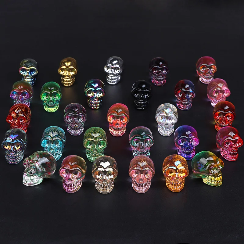 1/2Pcs Colorful Skull Figurine Glass Carved Crystal Skeleton Pendant Stone Crafts Decoration Ghost Head Skull Statue Accessories