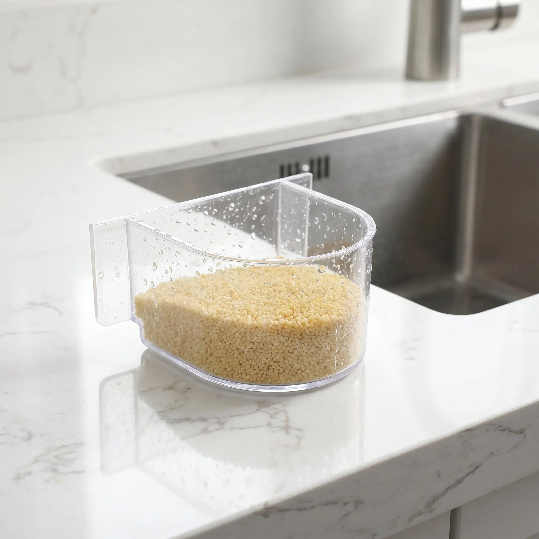 Transparent Bird Feeder Container for Small Birds Parrots High Quality Plastic Food Trough Easy to Clean Install Exquisite