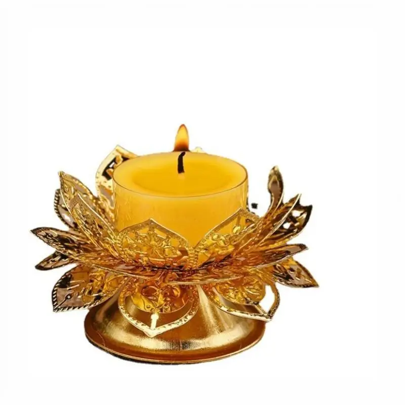 Modischer Lotusförmiger Goldener Hohlkerzenhalter aus Zinklegierung, Lotus-Lampenhalter, Hohler Butterkerzenhalter für Partys – Detail 5