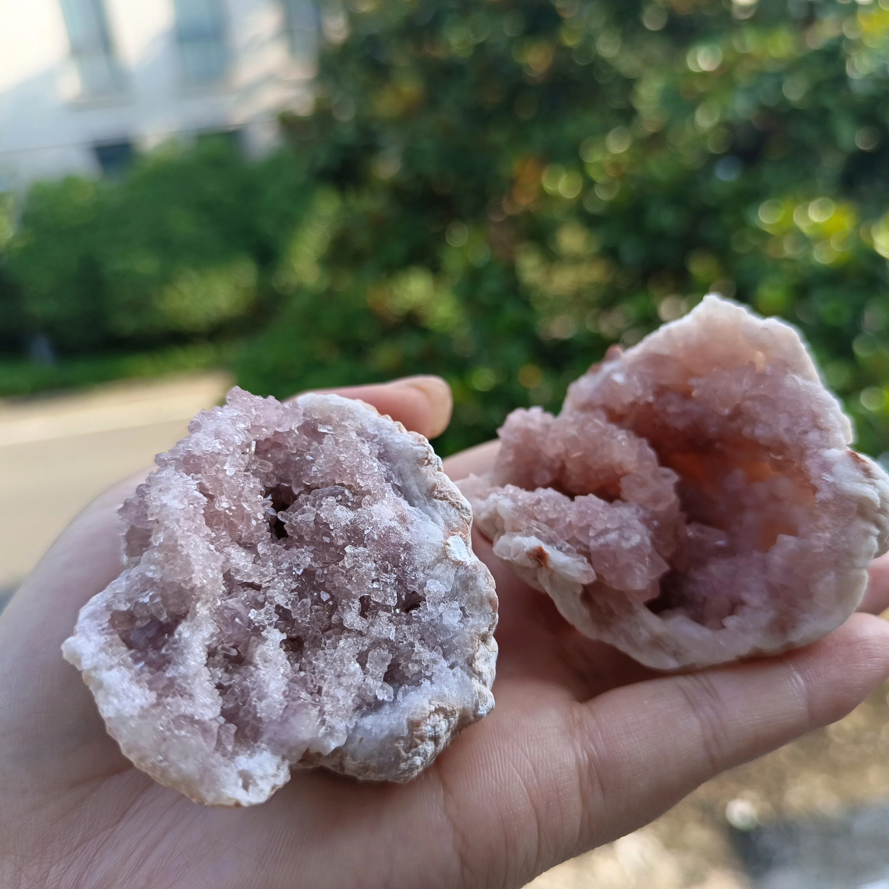 Natural high quality mineral specimen raw pink amethyst cluster rose quartz geode for home decor