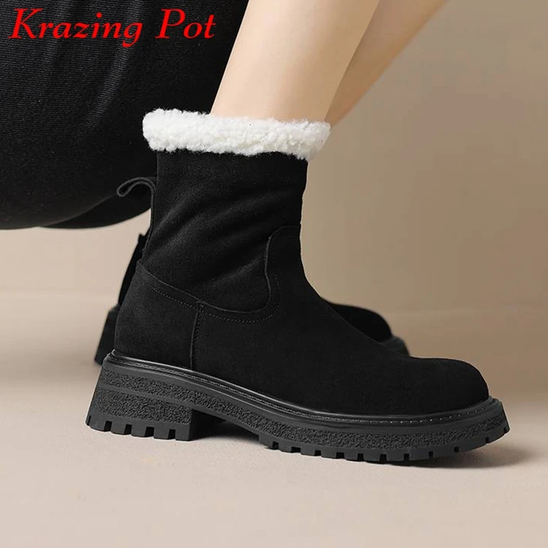 

Krazing Pot 2024 Natural Cow Suede Fur Round Toe Med Heels Snow Chelsea Boots Fur Winter Warm High Street Fashion Ankle Boots