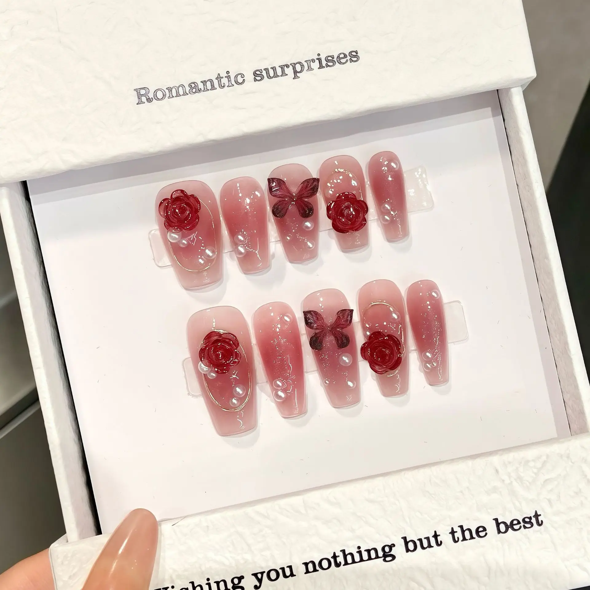 

Романтическая роза ручной работы, пресс на ногтях, сладкий 3D-бабочка, жемчужный декор, накладные ногти, носимые, полное покрытие, корейские накладные ногти, нашивки