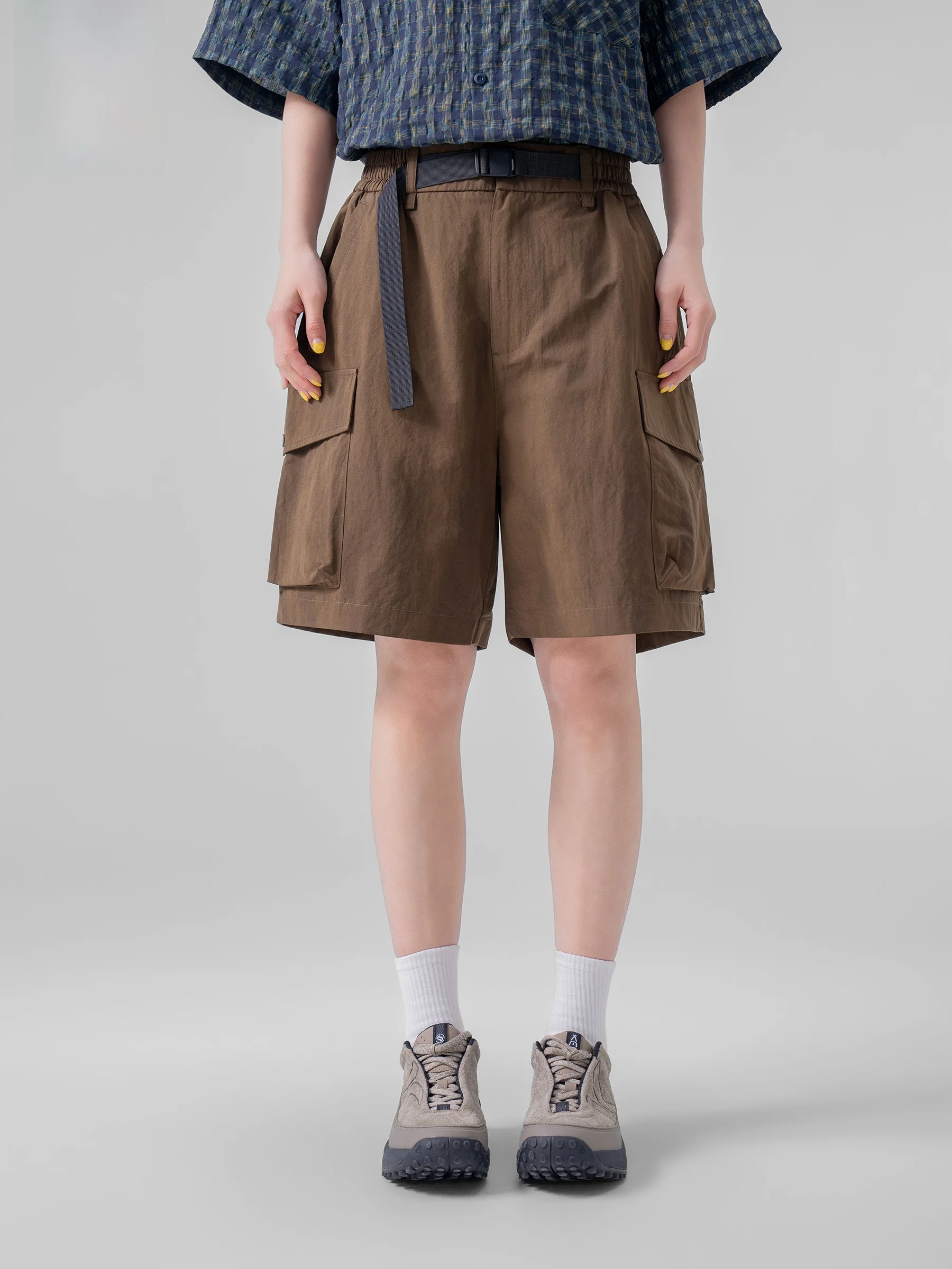 AOGZ American Style Men's Workwear Shorts Outdoor Lightweight Breathable Casual Pants Five-Quarter Length Straight Leg Fit
