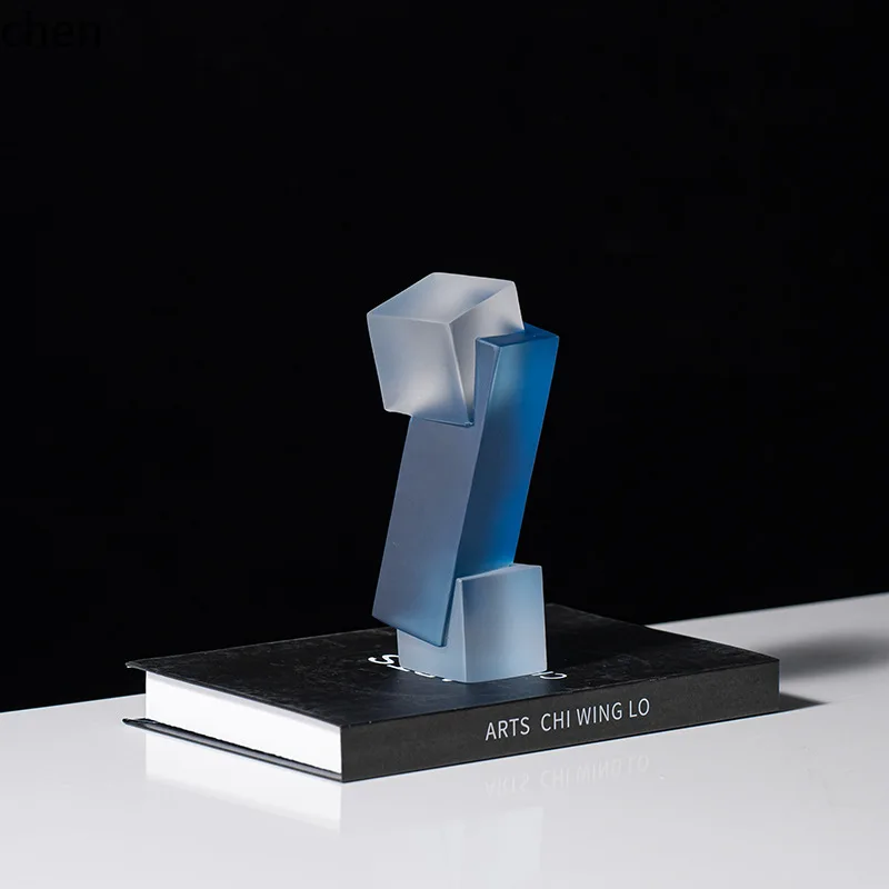 YFY Modern Light Luxury Transparent Resin Blue Acrylic Ornament for Exhibition Hall Model Room Entrance Decoration