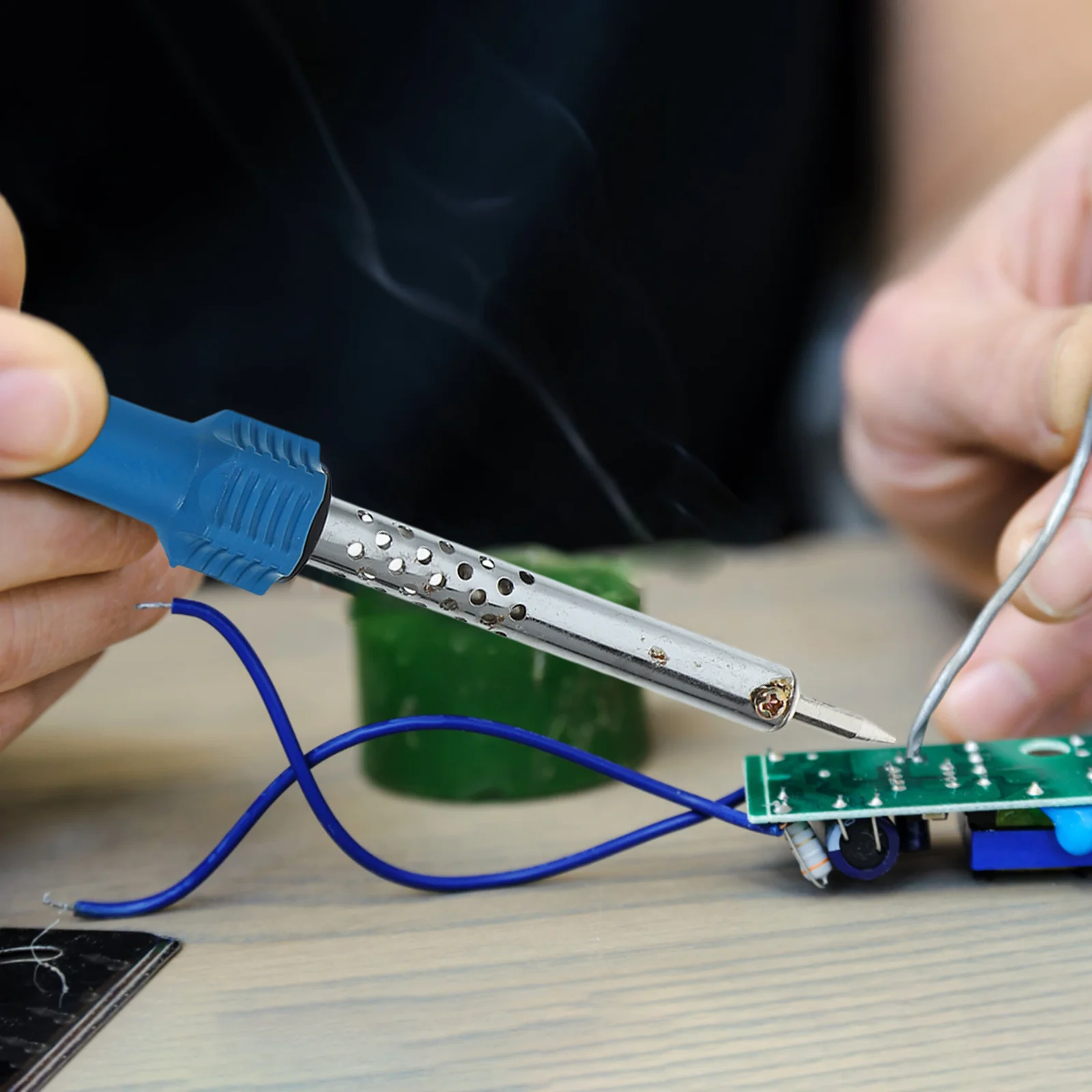 

46Pcs Instrument Cluster Repair Tool 7 Stepper Motors 36 Mini Bulbs Welding Iron Kit Instrument Cluster Repair Kit