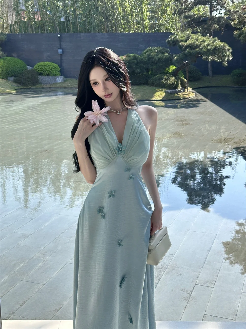 

Blue Floral Silk Satin Long Dr Hanging Ne Design Heavyweight Vaion Sle Summer Dr by Honey Peach Auntie ...