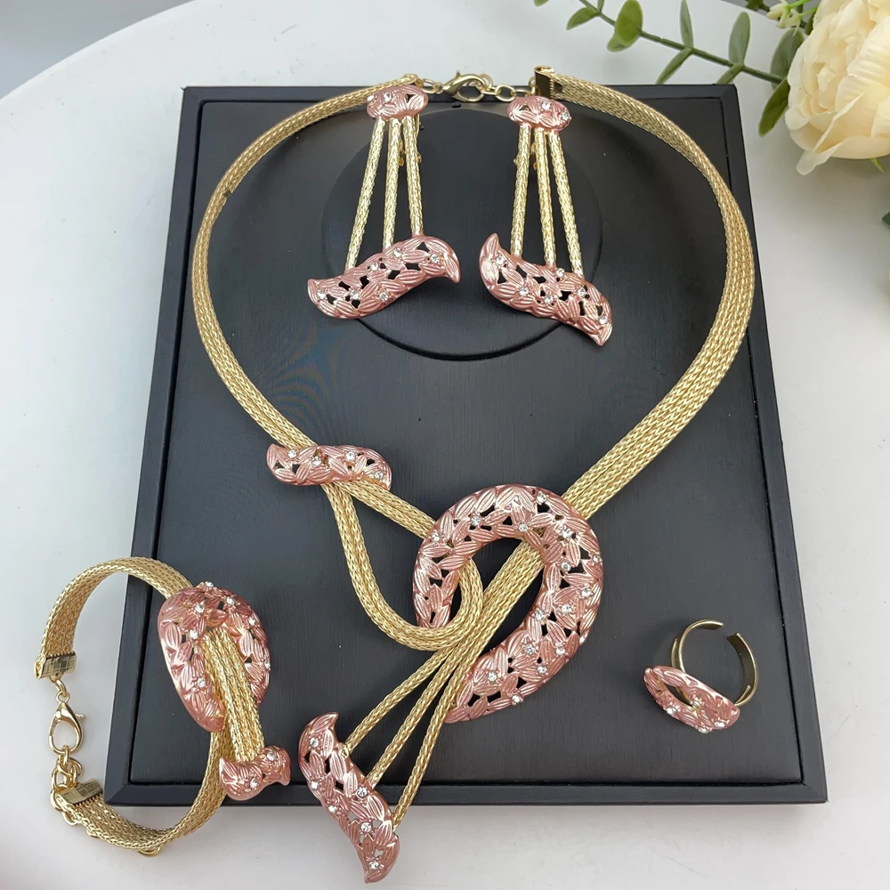 EMMA المرأة الأفريقية قلادة أقراط سوار فستان الزفاف حتى اكسسوارات طقم مجوهرات مطلية بالذهب الإيطالي FHK23157