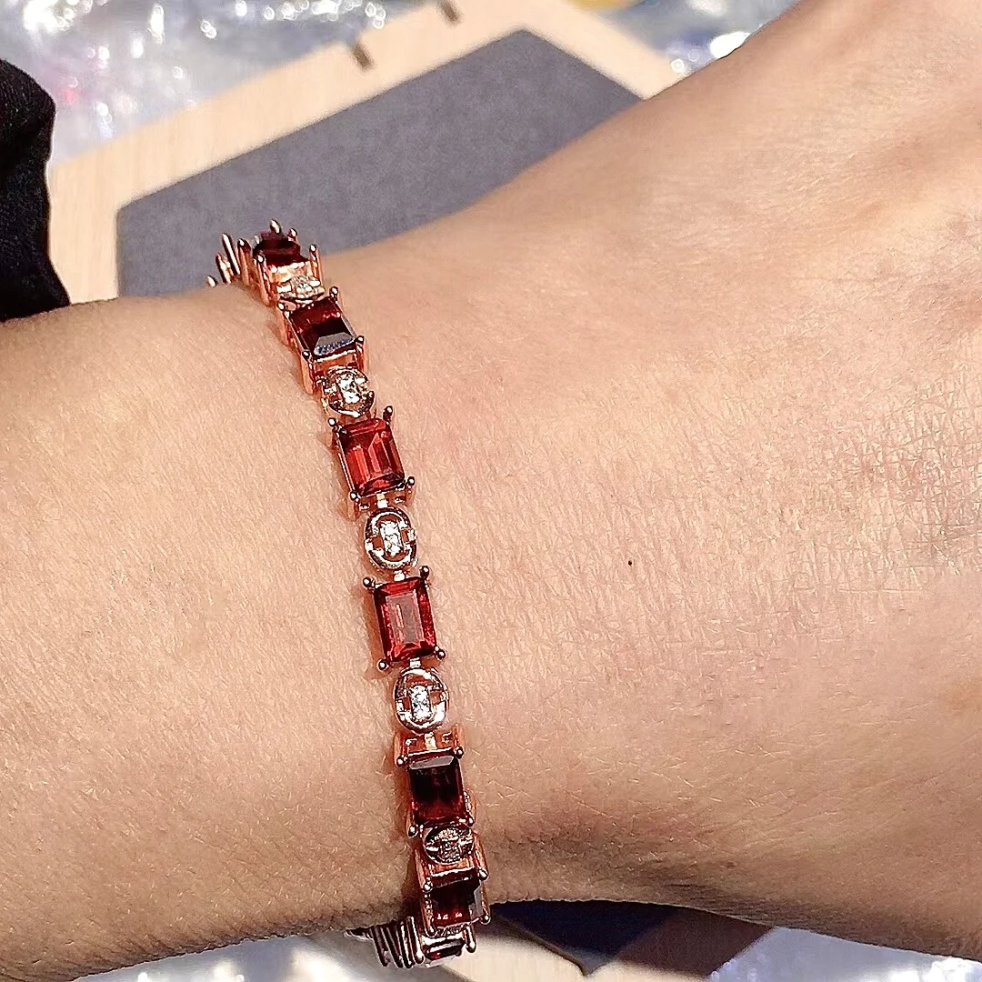 

Natural Garnet Bracelet for Party 10 Pieces 4mm*6mm VVS Grade Garnet Silver Bracelet 925 Silver Gemstone Jewelry