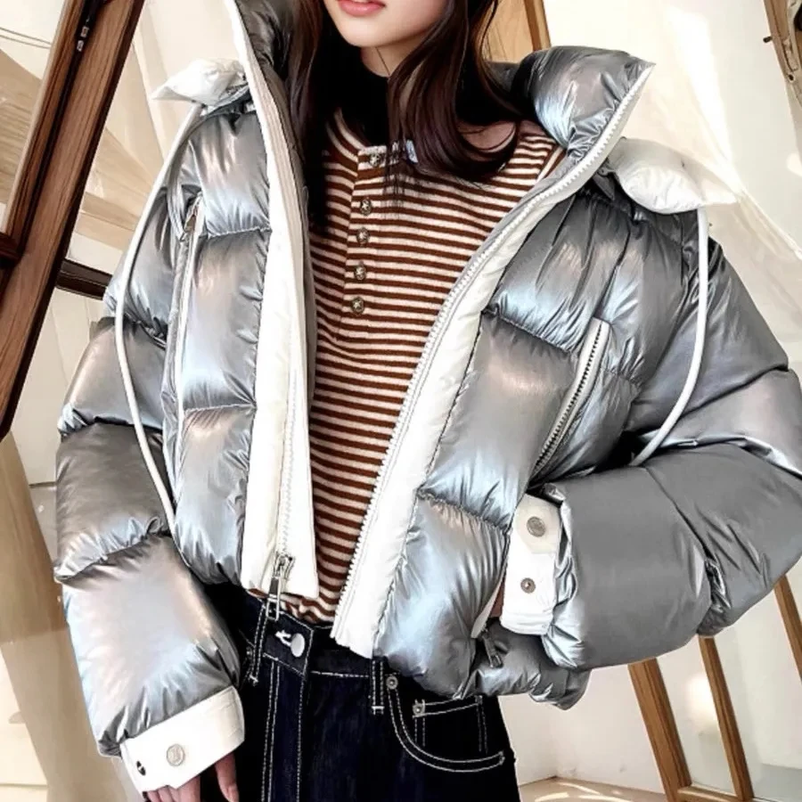 

Machine Washable Silver Puffer Jacket 2026 Detachable Hood Short Quilted Coat Trendy Thick Bomber Style Parka​