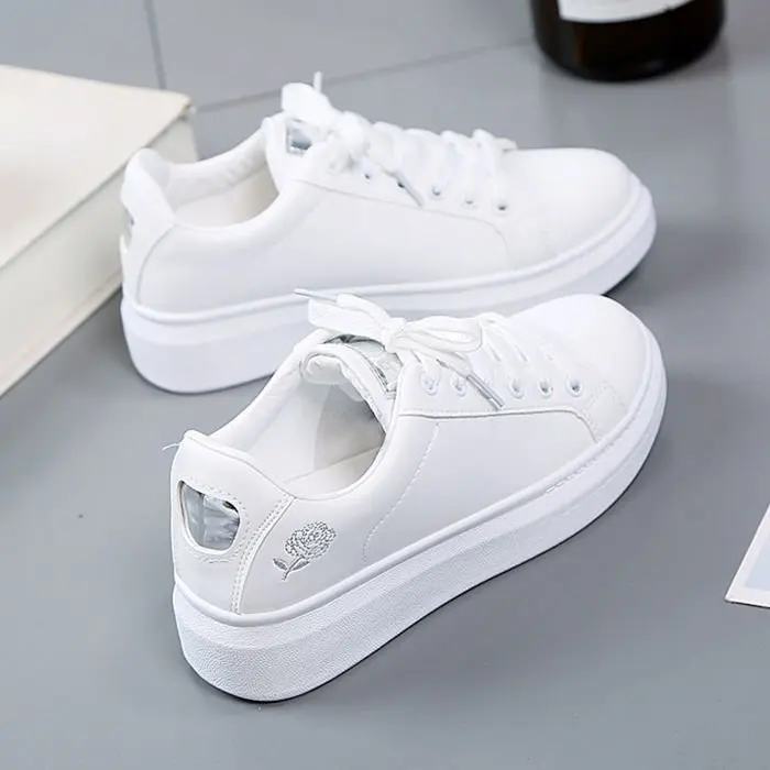 Women Casual Shoes New Spring Fashion Embroidered White Breathable Flower Lace-Up Sneakers 2023