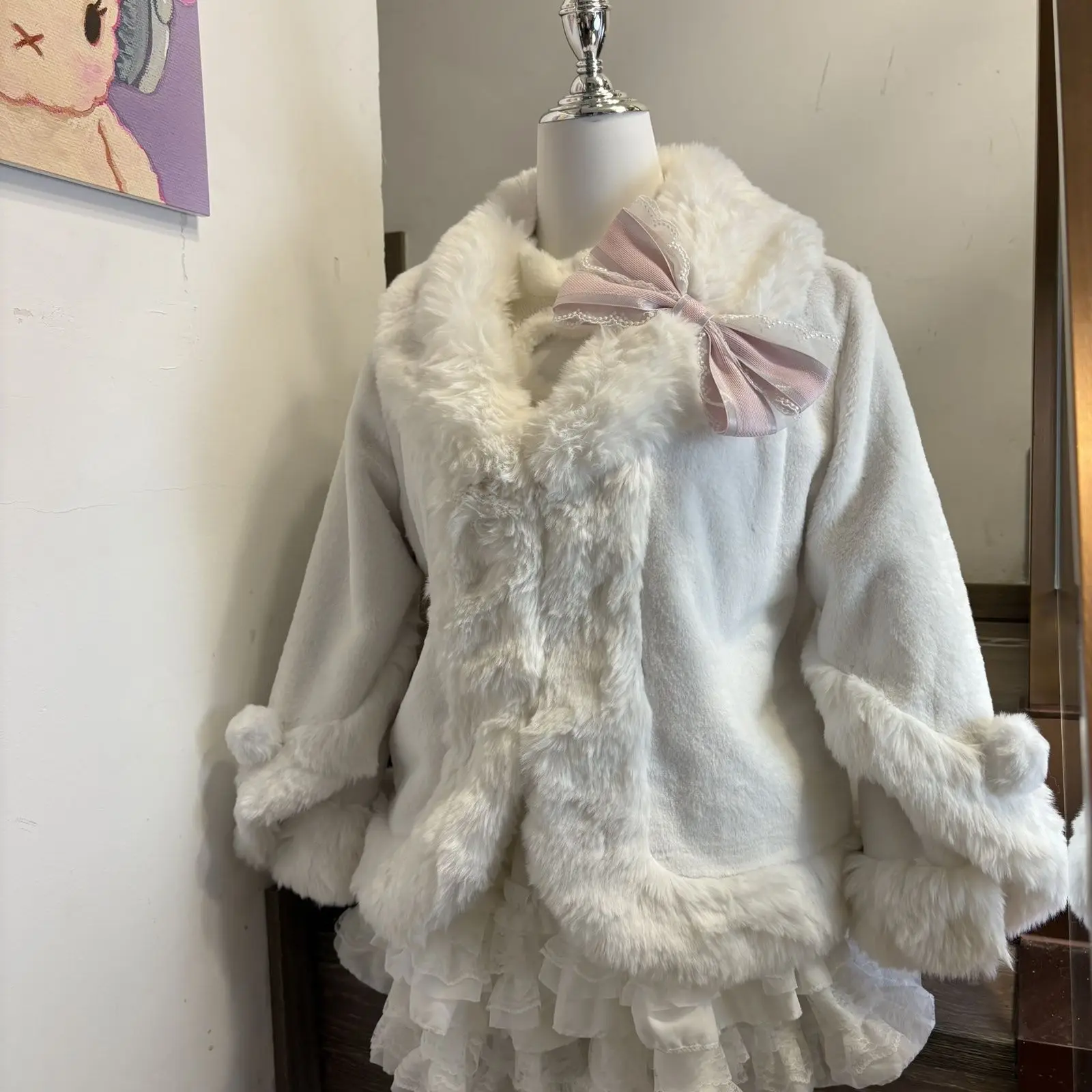 

Japan Sweetheart Girl Snow Plush Thick Cloak Autumn And Winter Lady Coat