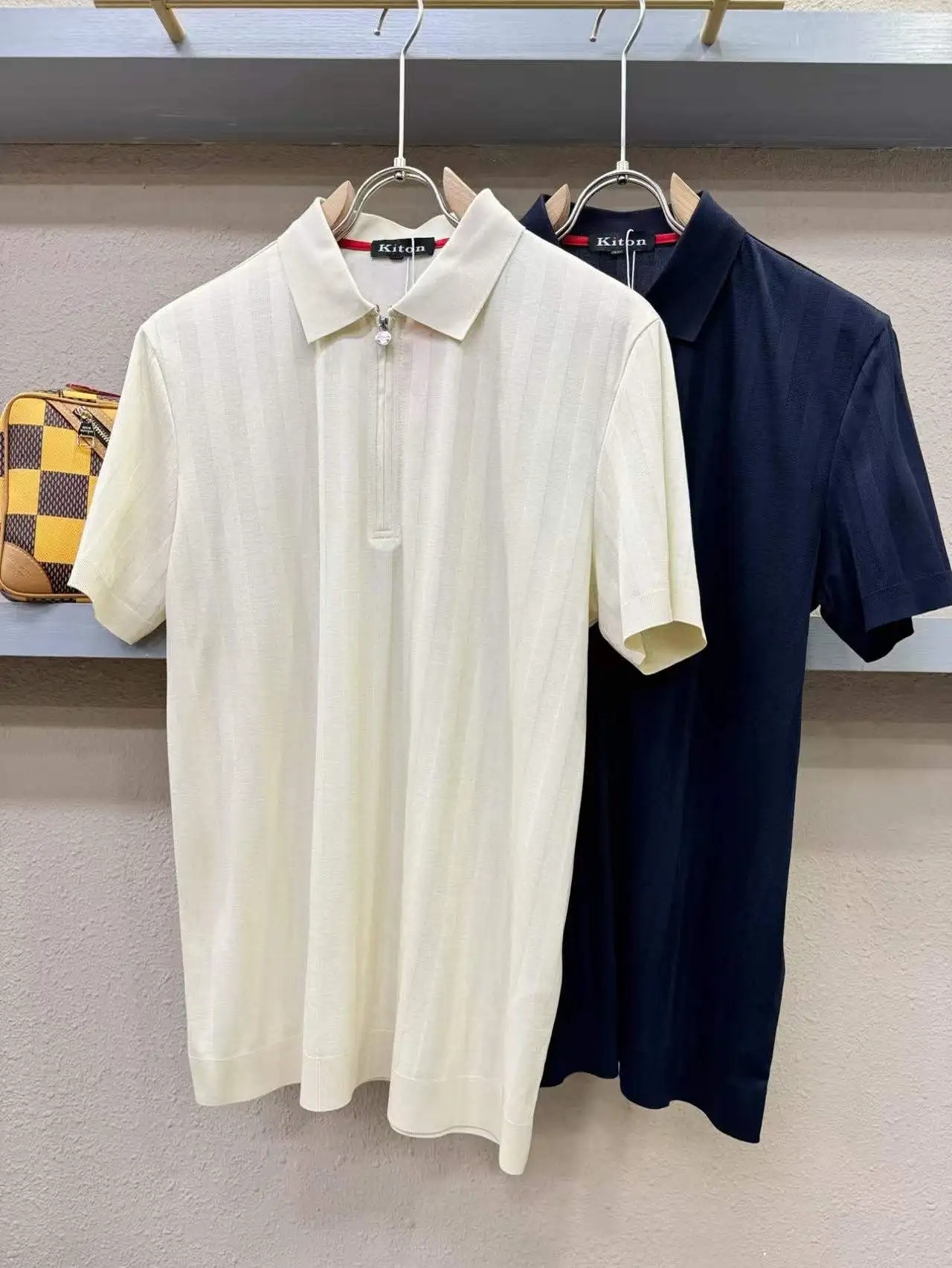 

Kiton весна и лето новая мужская простая деловая повседневная рубашка-поло в стиле старых денег на молнии с лацканами