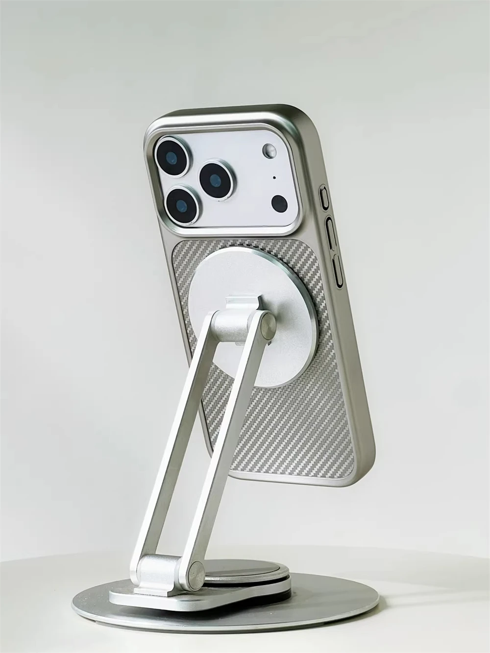 Luksusowe etui z matowym wzorem włókna węglowego do iPhone'a 17 16 15 Pro Max, kompatybilne z ładowaniem magnetycznym Magsafe, twarda obudowa PC — zdjęcie produktu 4