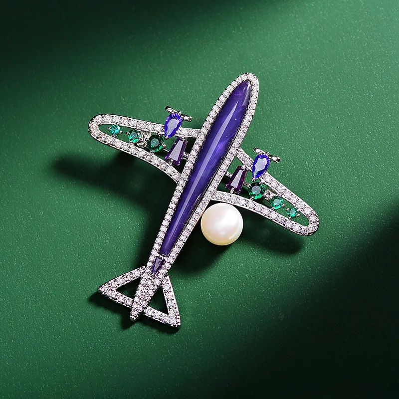 2025 Creative Purple Shell Airplane Brooches Shinying Zircon Freshwater Pearl Corsage for Women Accessories Elegance Decoration