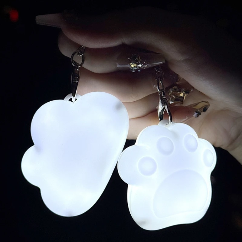 Mini lampada a sospensione portatile con borsa a LED ricaricabile con portachiavi USB per lampada da notte piccola quotidiana creativa da campeggio all'aperto