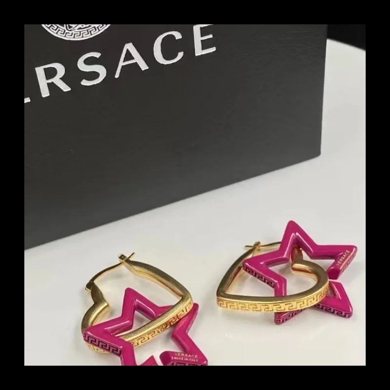 

Fan's Simple High-end Sense Niche Design Personalized Fashion Versatile 2024 Silver Needle Earrings Women