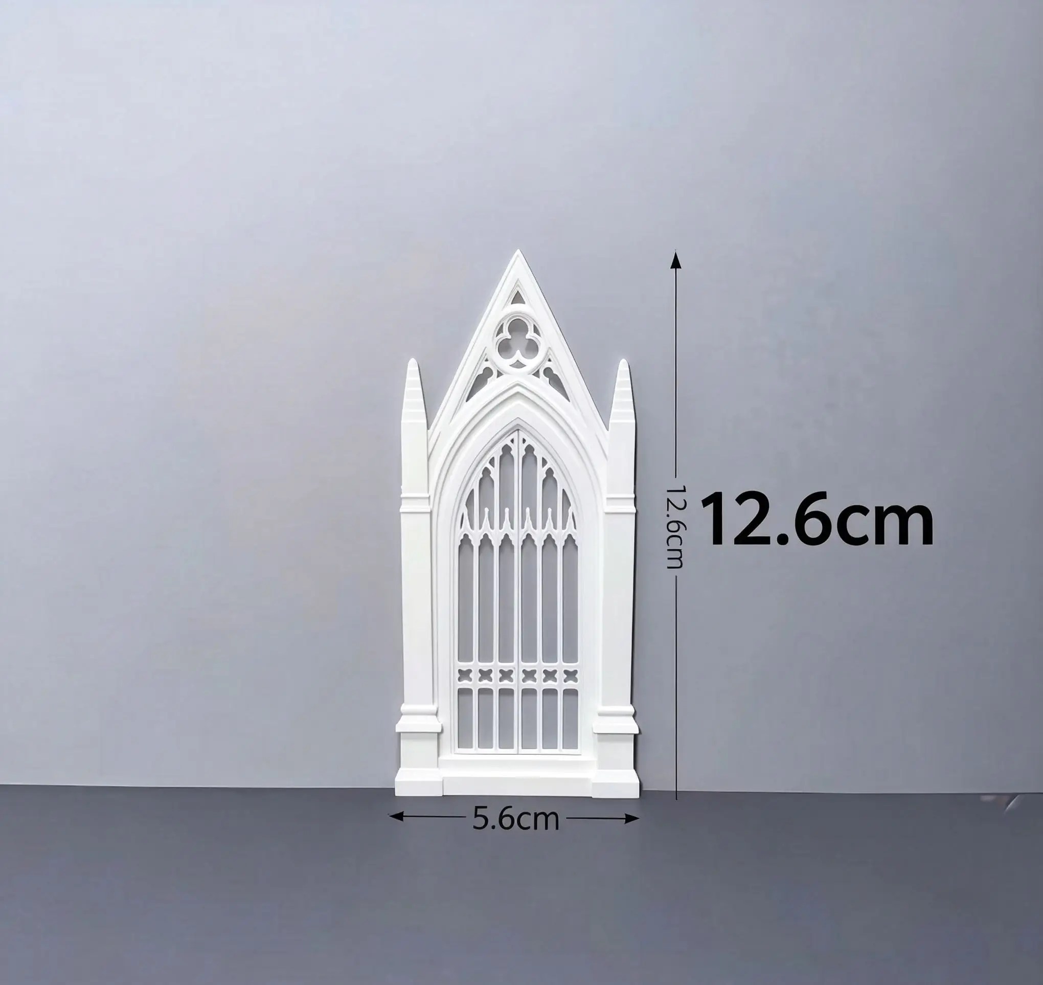 1:24/1:25 Scale BJD Dollhouse Gothic Arch Window, European Style Dark Aesthetic Backdrop, DIY Diorama Accessory for Scene Decor