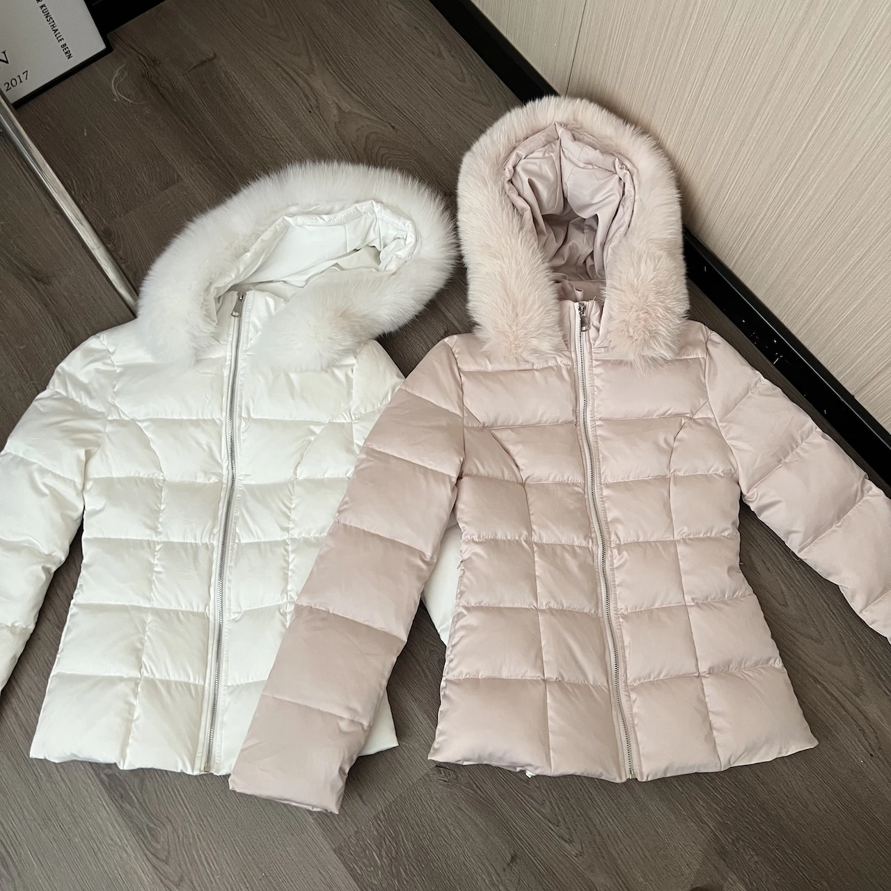 Women's Winter Thick Warm White Duck Down Coat Lady High Street Faux Fur Hooded Long Sleeve Slim Down Padded Outwear