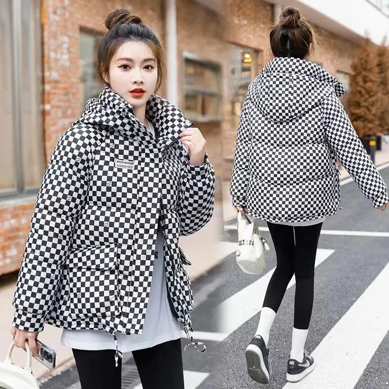 2024 Winter New Checkerboard Hooded Short Cotton-Padded Jacket Houndstooth Korean Fashion Padded Cotton-Padded Women\'s Coat.