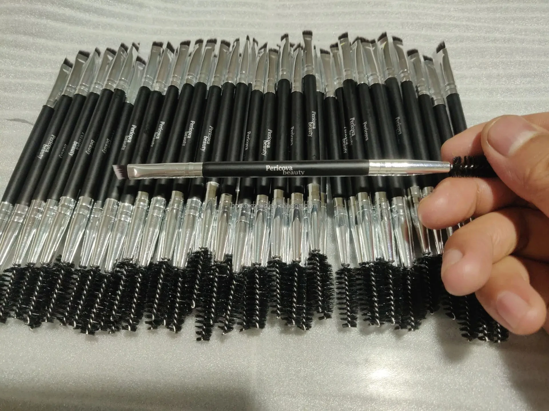 50 Stück benutzer definierte Logo Wimpern Augenbrauen lift Applikator Werkzeug Spoolie Mascara Zauberstab Doppel ende Augenbrauen Wimpern Augenbrauen Make-up Pinsel