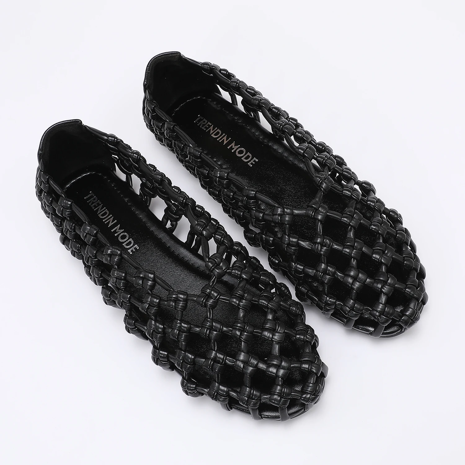 

Women's Woven Fisherman Flats - Cutout Closed Toe Slip-On Sandals for Casual Summer Comfort & Trendy Style