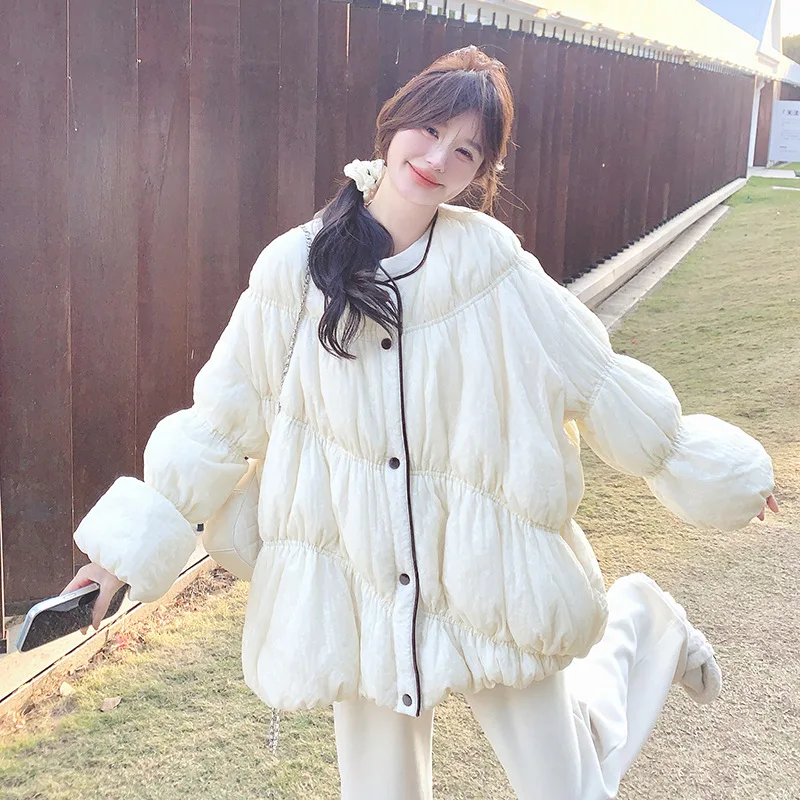 

Fresh and sweet 90 white duck down jacket women in winter 2025 with a loose design sense simple trendy round neck coat