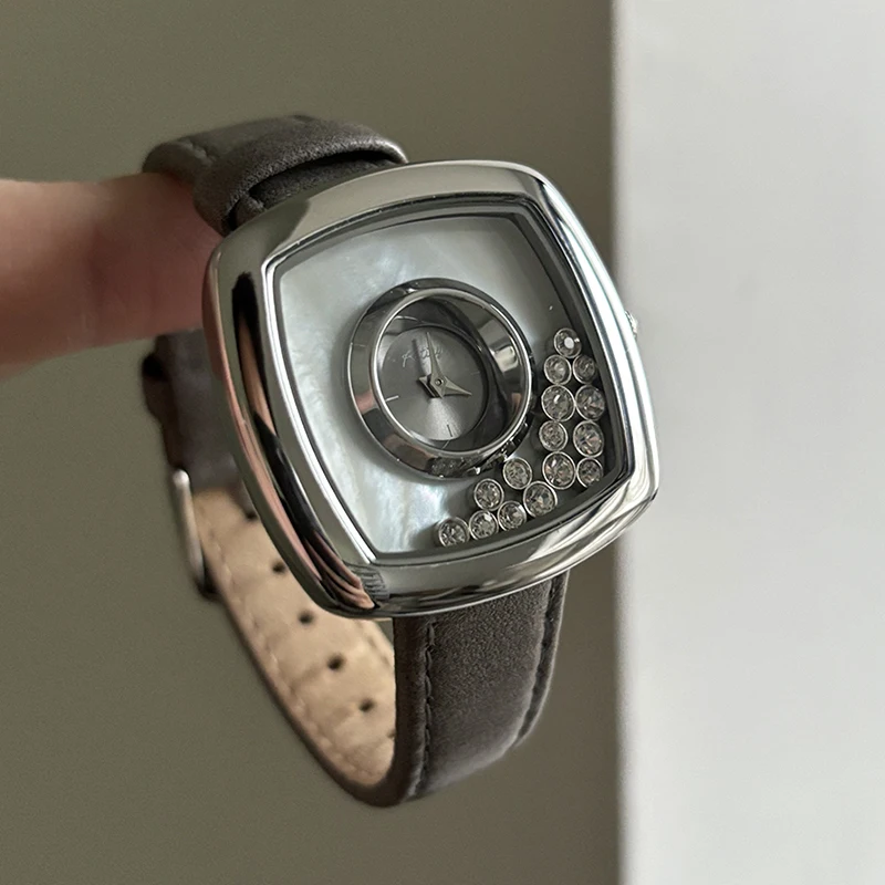 

Banduo Women's Watch, Light Luxury Women's Leather Strap Square Fashion Original Personalized Quartz Women's Wristwatch