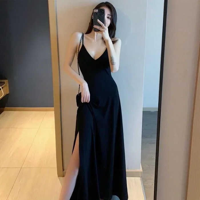 

Halter black dress sexy V-neck base retro long side slit black sleeveless dress for women